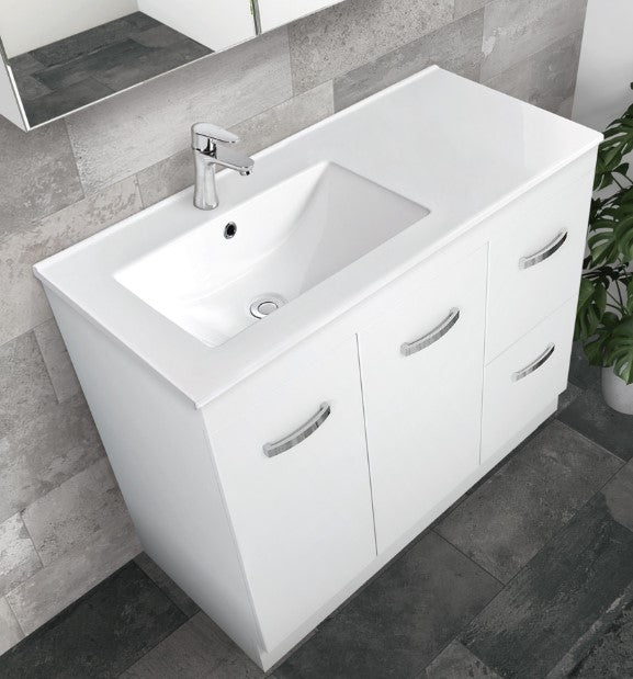 Dolce Fingerpull Satin White 900 Offset Wall-Hung Vanity