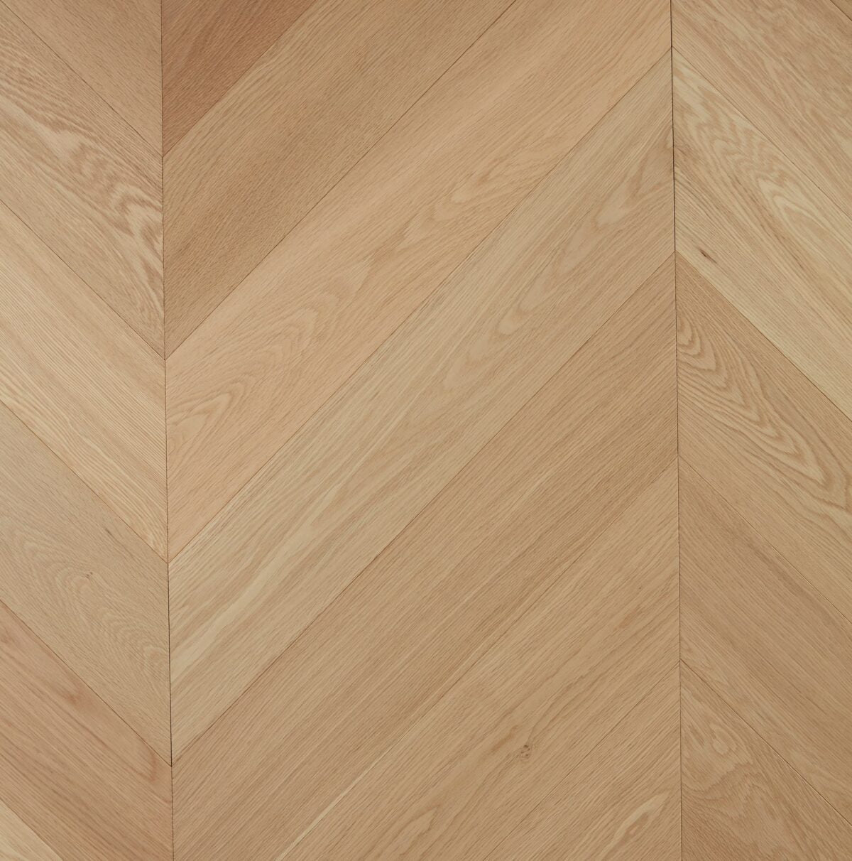 De Marque Oak Hardwood Floor "Chevron Pure Natural"