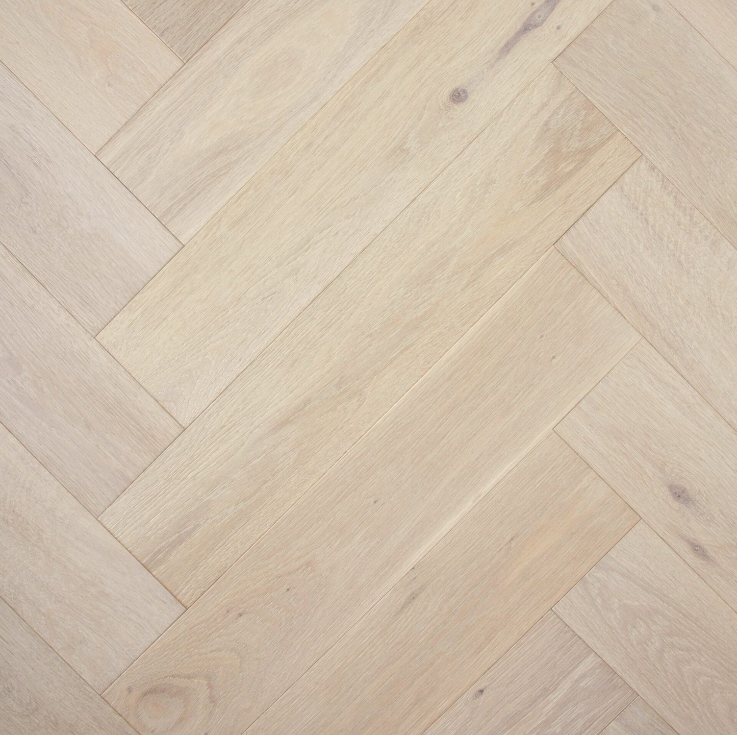 De Marque Oak Hardwood Floor "Herringbone Chevron Grey"
