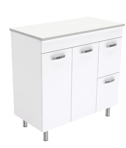 Citi UniCab™ 900 Vanity on Legs