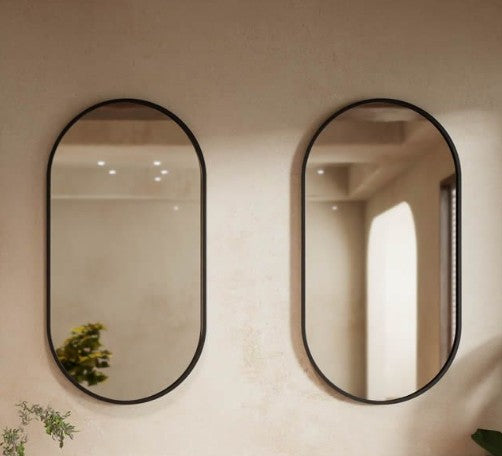 Como Oval Mirror Matte Black